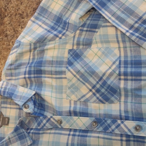 Eddie Bauer super soft blue flannel size medium - Picture 4 of 12